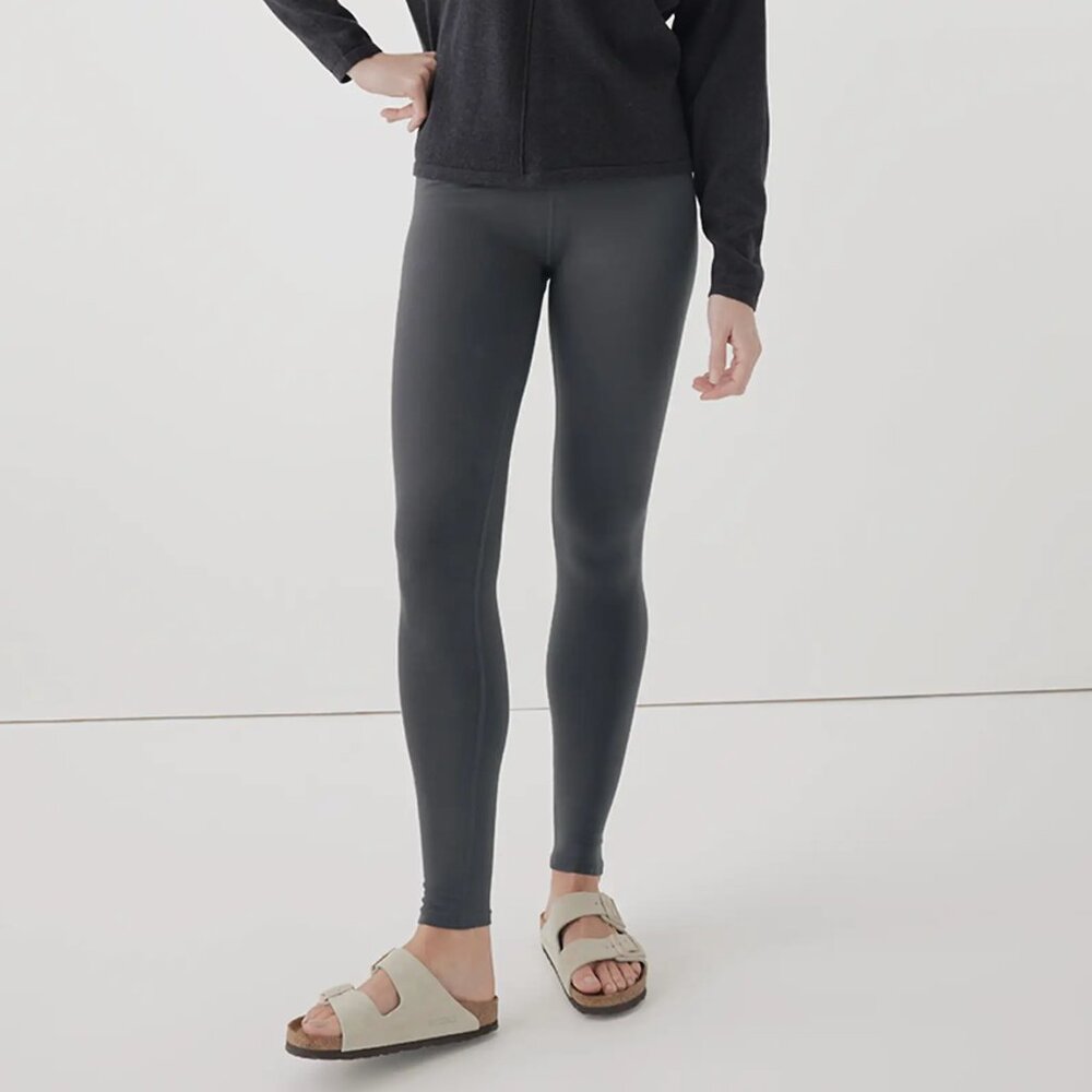 Pact on the go to legging storm small